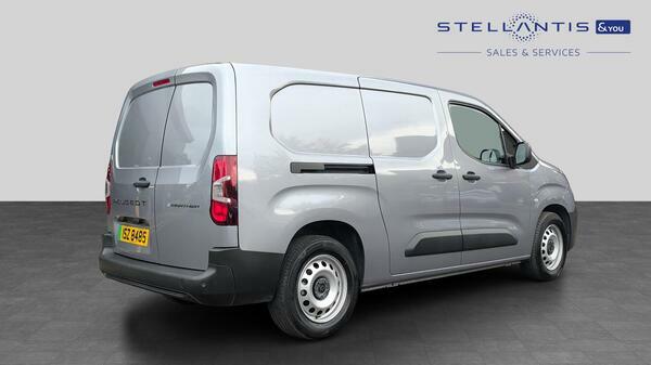Peugeot E-Partner 750 52Kwh Professional Long Panel Van 6Dr #3
