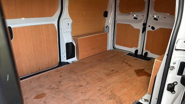 Peugeot E-Expert E 1000 75Kwh Professional Standard Panel Van White #31