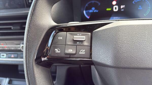 Peugeot E-Expert E 1000 75Kwh Professional Standard Panel Van White #19