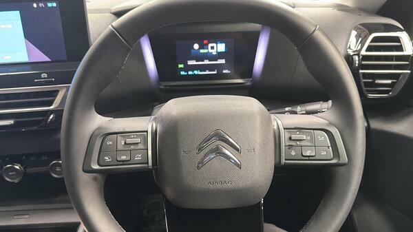 Citroen e-C4 100Kw E-series 50Kwh Hatchback Black #19