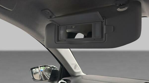 Citroen e-C4 100Kw E-series 50Kwh Hatchback Black #16