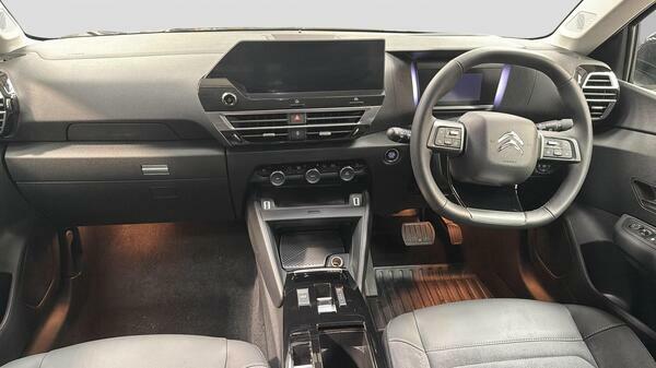 Citroen e-C4 100Kw E-series 50Kwh Hatchback Black #41