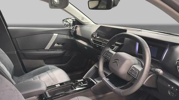 Citroen e-C4 100Kw E-series 50Kwh Hatchback Black #32