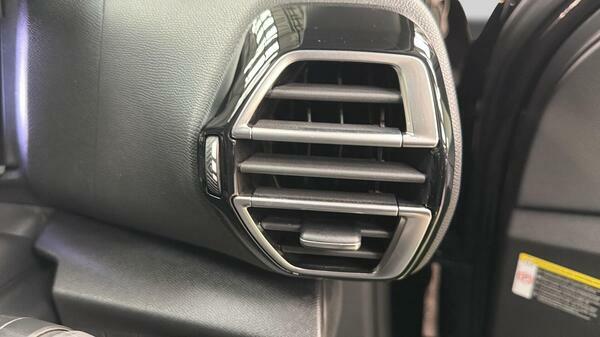 Citroen e-C4 100Kw E-series 50Kwh Hatchback Black #43