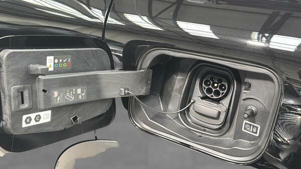 Citroen e-C4 100Kw E-series 50Kwh Hatchback Black #47