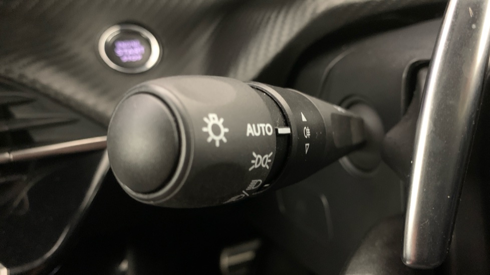 Peugeot 2008 1.2 Puretech Active Grey #19