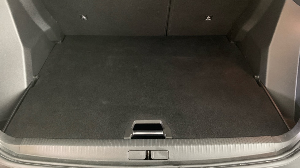 Peugeot 2008 1.2 Puretech Active Grey #44