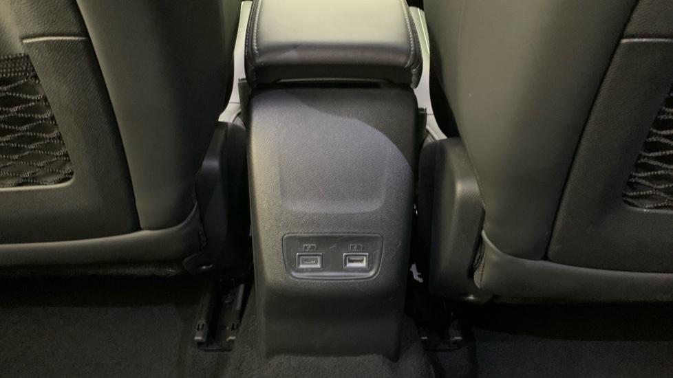 Peugeot 2008 1.2 Puretech Active Grey #29