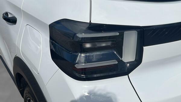 Citroen C3 1.2 Hybrid Max Hatchback Hybrid E-dsc E #5