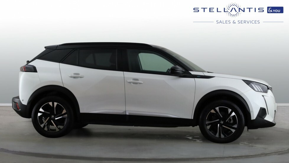 Peugeot e-2008 50Kwh Gt Suv 7Kw Charger 136 #4
