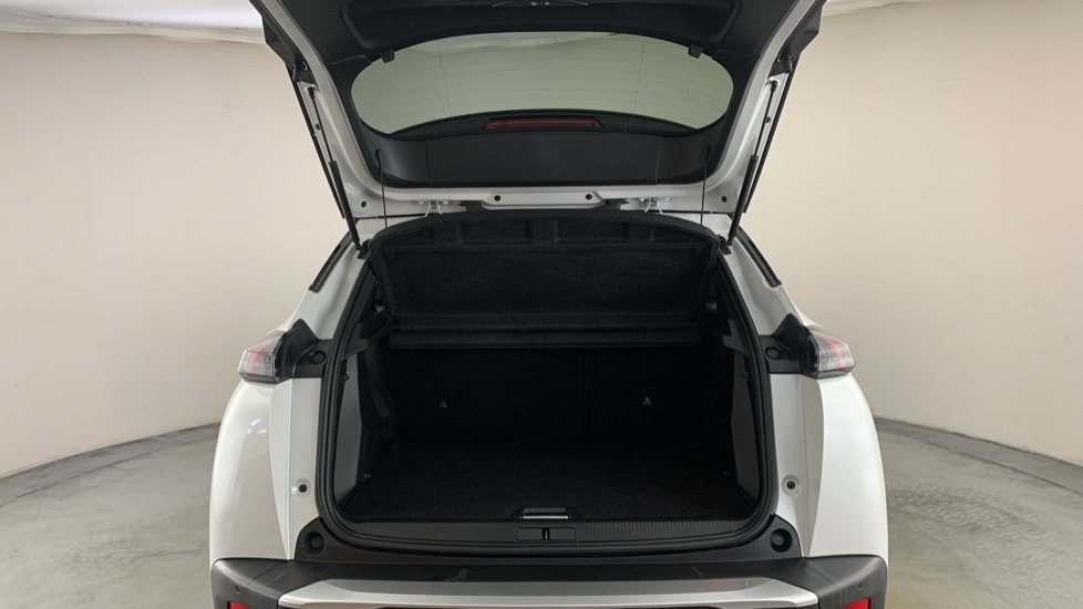 Peugeot e-2008 50Kwh Gt Suv 7Kw Charger 136 #5
