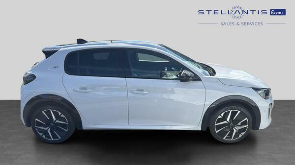 Peugeot 208 1.2 Gt Premium Hatchback Hybrid E-dsc6  #2