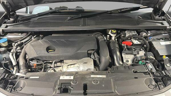 Peugeot 308 1.2 Puretech Active Premium Hatchback E #44