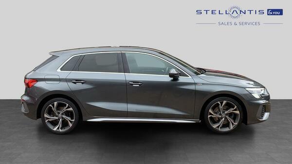 Audi A3 1.5 Tfsi 35 S Line Sportback Eur Grey #2