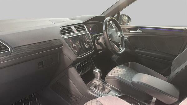 Volkswagen Tiguan Elegance Silver #15