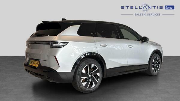 Vauxhall Grandland 73Kwh Gs Suv 213 Ps #3