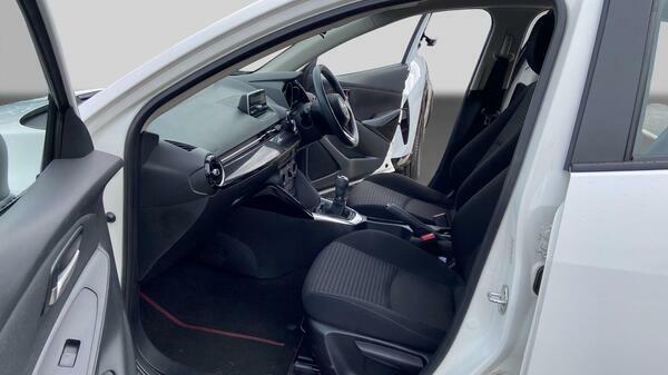 Mazda 2 1.5 Skyactiv-g Gt Sport Nav Euro 6 Ss Black #31