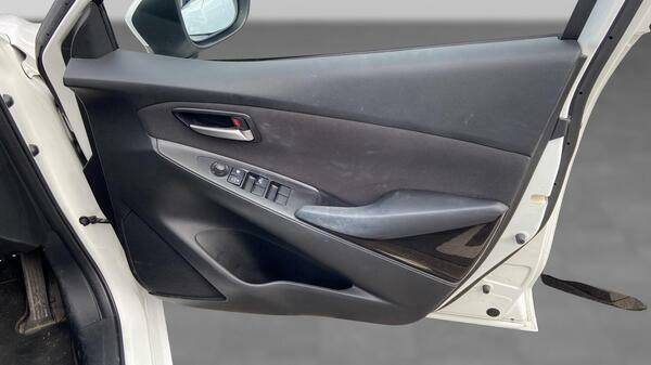 Mazda 2 1.5 Skyactiv-g Gt Sport Nav Euro 6 Ss Black #38