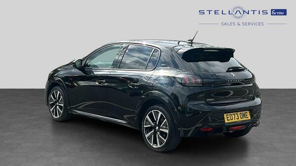 Peugeot 208 1.2 Puretech Active Premium Hatchback White #6