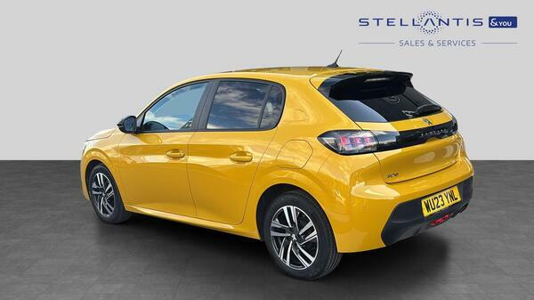 Peugeot 208 1.2 Puretech Active Premium Hatchback  #6