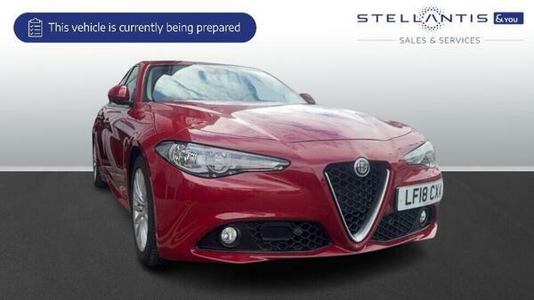 Alfa Romeo Giulia 2.2 Td Super Saloon Euro 6 Ss 