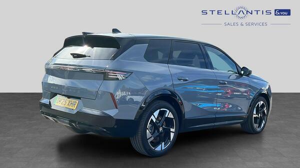 Vauxhall Grandland 73Kwh Ultimate Suv 213 Ps #3