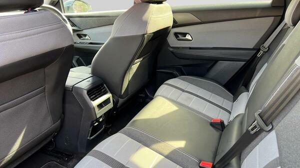 Vauxhall Grandland Ultimate Grey #33