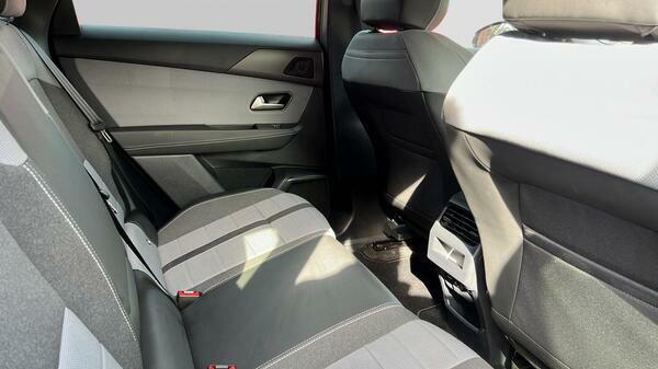Vauxhall Grandland Ultimate Grey #32