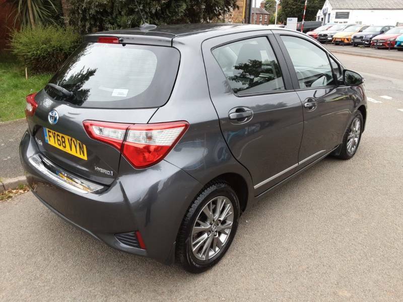 Toyota Yaris 1.5 Vvt-h Icon Tech E-cvt Silver #27