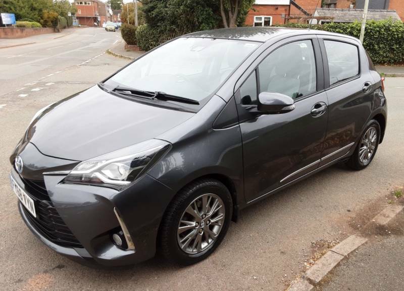 Toyota Yaris 1.5 Vvt-h Icon Tech E-cvt Silver #37