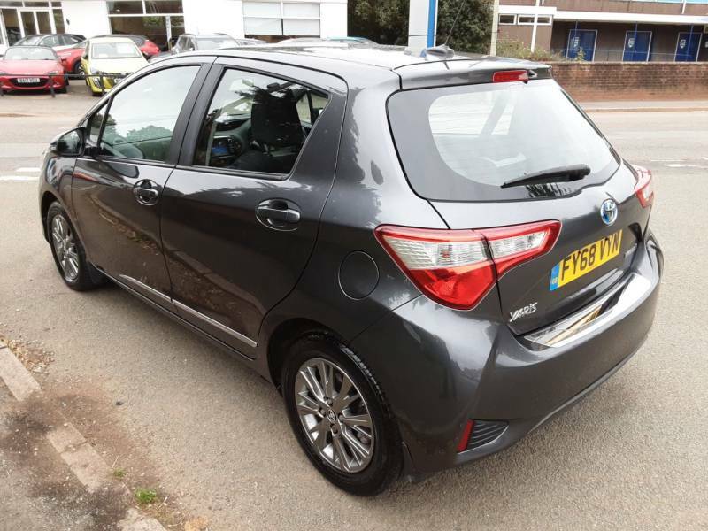 Toyota Yaris 1.5 Vvt-h Icon Tech E-cvt Silver #32