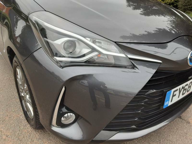Toyota Yaris 1.5 Vvt-h Icon Tech E-cvt Silver #42