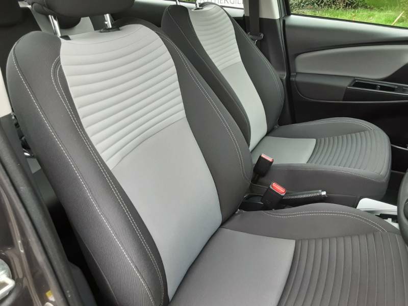 Toyota Yaris 1.5 Vvt-h Icon Tech E-cvt Silver #13