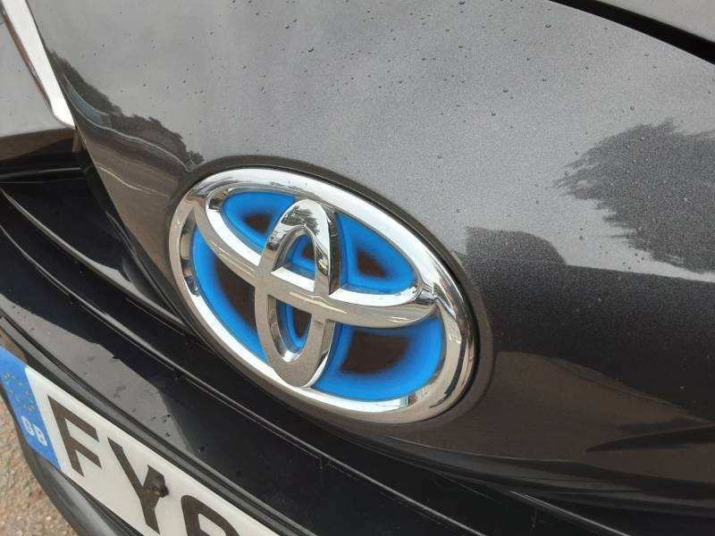 Toyota Yaris 1.5 Vvt-h Icon Tech E-cvt Silver #41