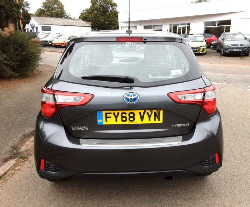 Toyota Yaris 1.5 Vvt-h Icon Tech E-cvt Silver #28