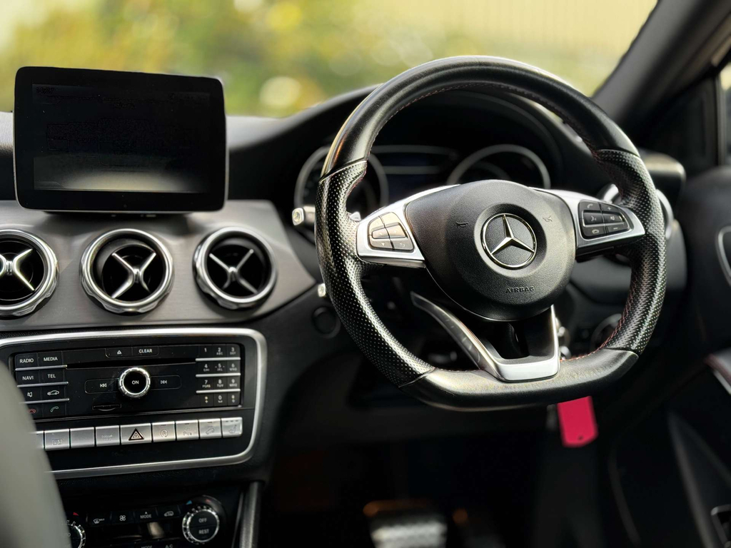 Mercedes-Benz GLA Class Amg Line Premium D 4Matic 4Wd KXZ5211 #2