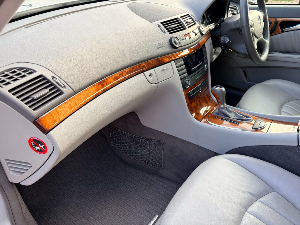 Mercedes-Benz E Class 3.0 E320 Cdi Avantgarde Silver #7