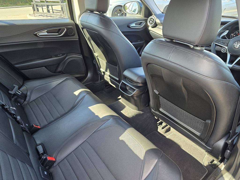 Alfa Romeo Giulia  Grey #20