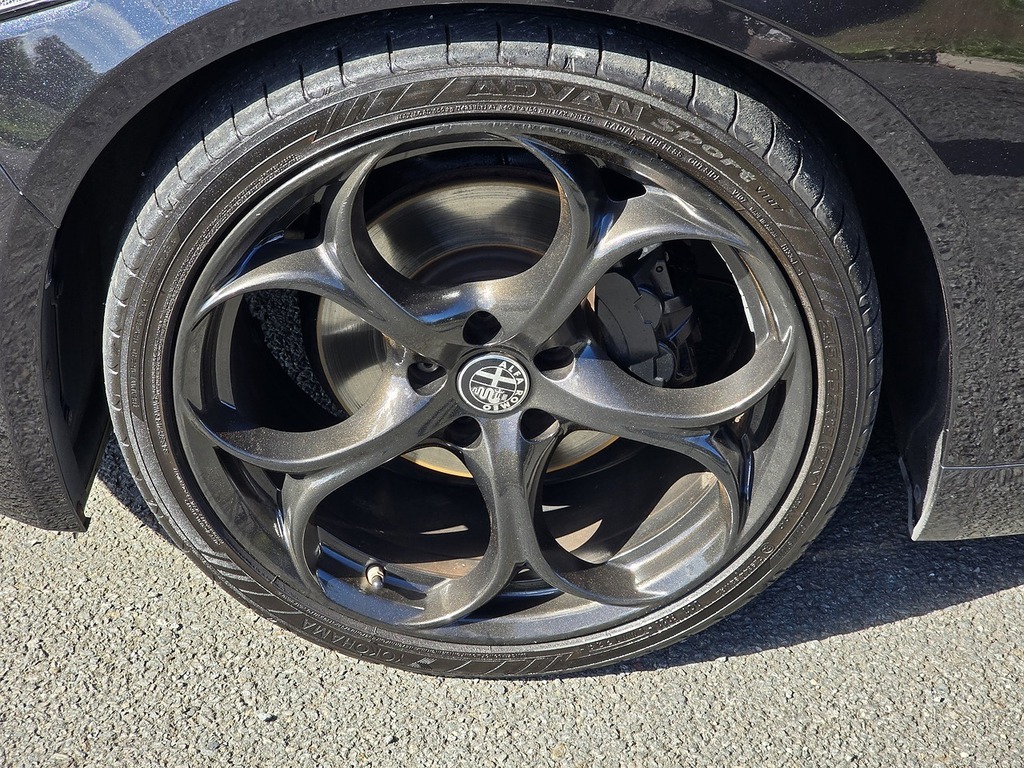 Alfa Romeo Giulia  Grey #38