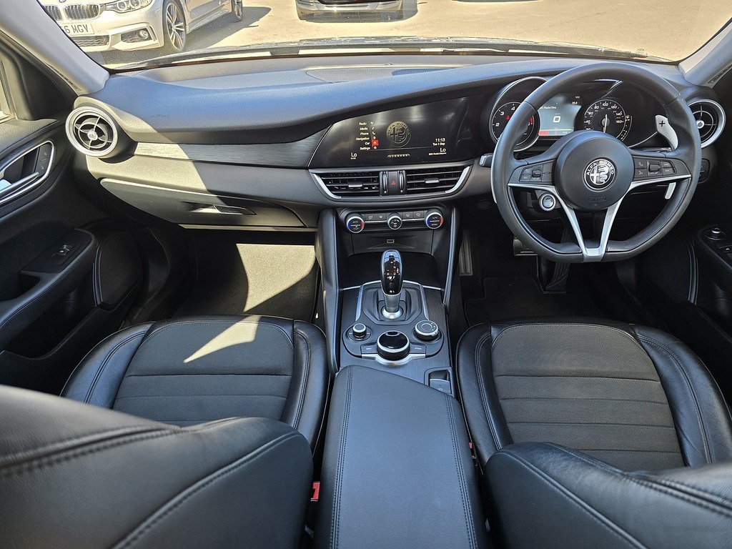 Alfa Romeo Giulia  Grey #8