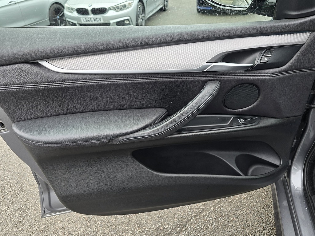 BMW X5 Suv 30D Black #35