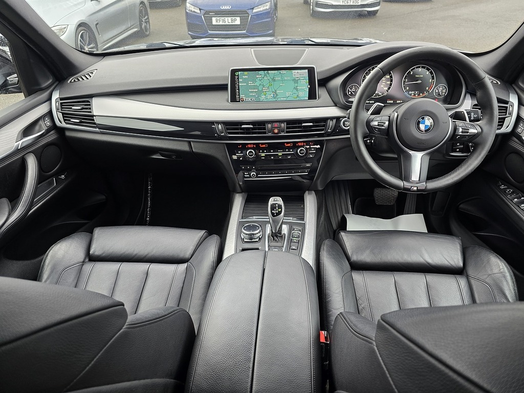 BMW X5 Suv 30D Black #8