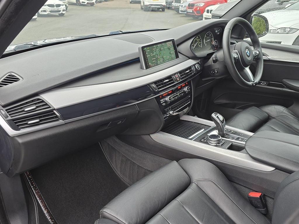 BMW X5 Suv 30D Black #9