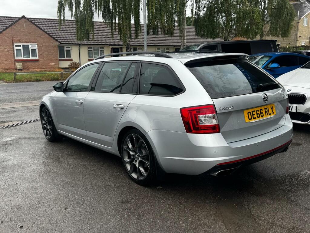 Skoda Octavia 1.4 Octavia Se Blue #9
