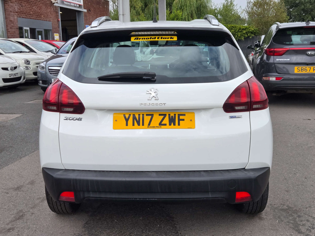 Peugeot 2008 Active YN17ZWF White #5