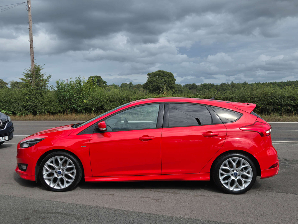 Ford Focus St-line WR17NVH Red #3
