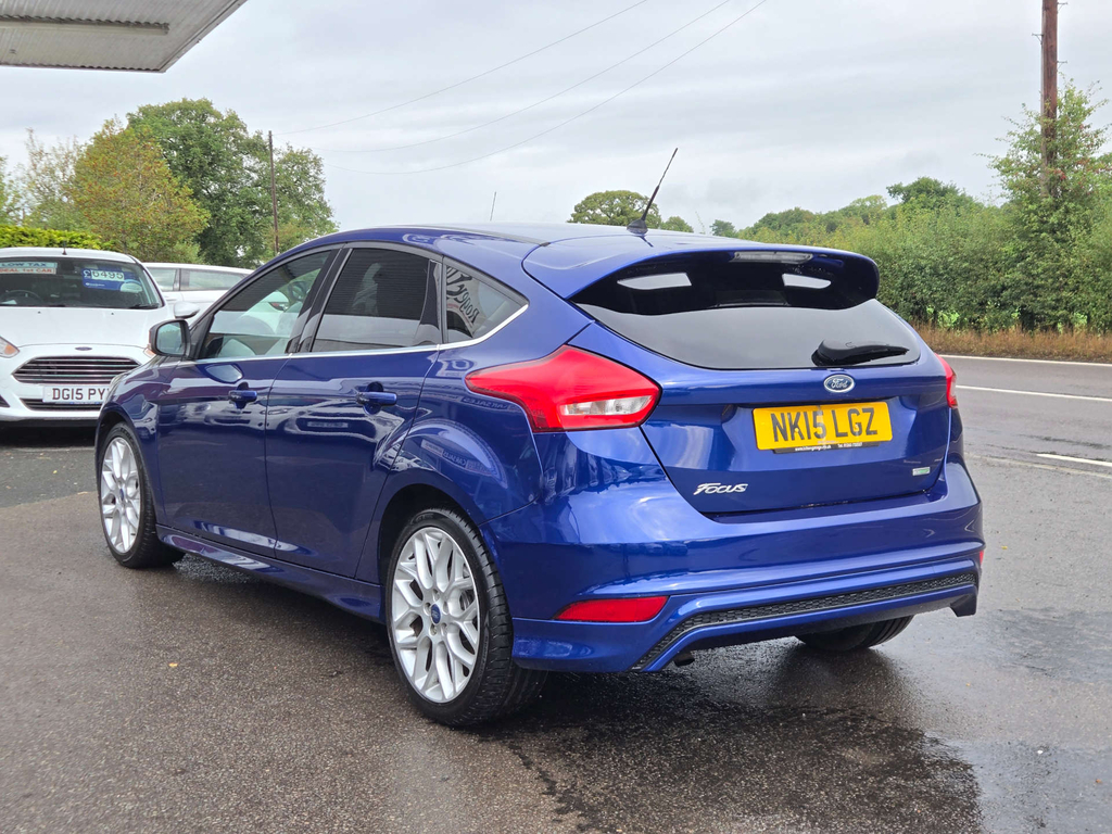 Ford Focus Zetec S NK15LGZ #4