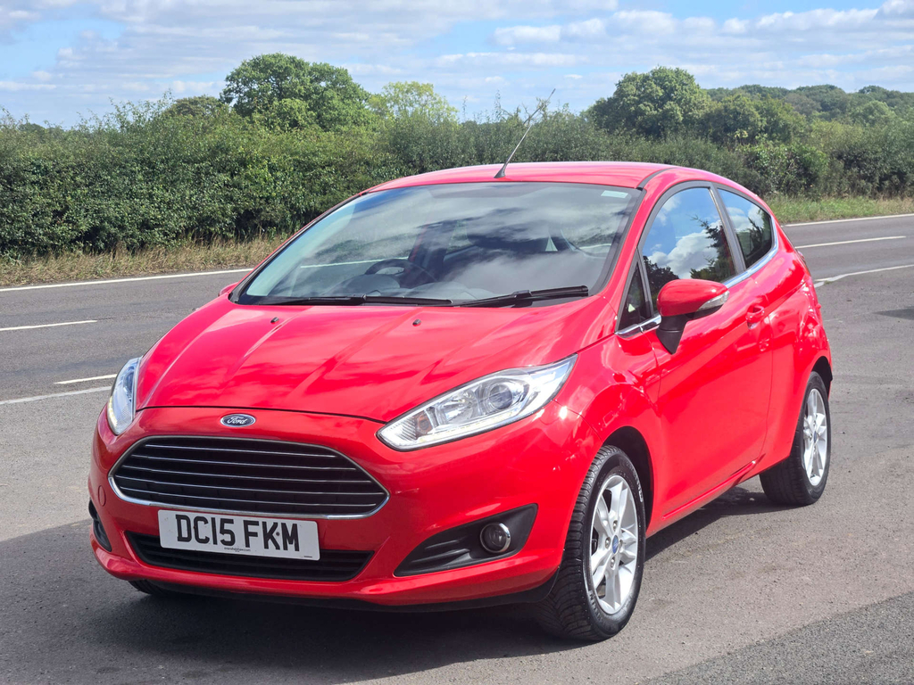 Ford Fiesta Zetec Red