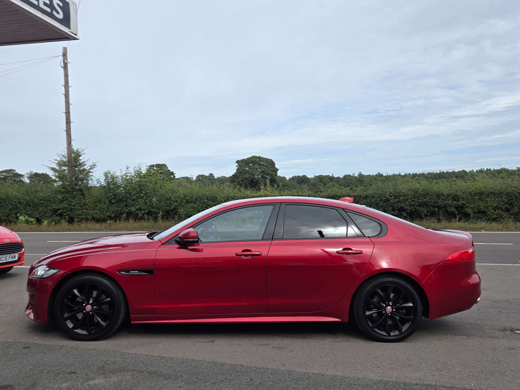 Jaguar XF R-sport D Red #3
