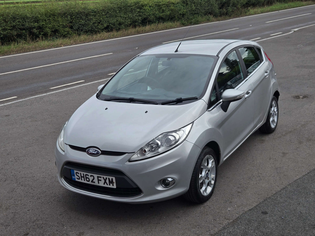 Ford Fiesta 1.3L Edge Red #12